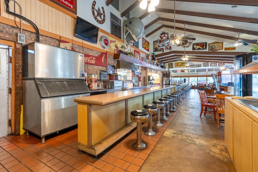 More Photos Of 3324 Lakeview Pky, Rowlett Restaurant For Sale
