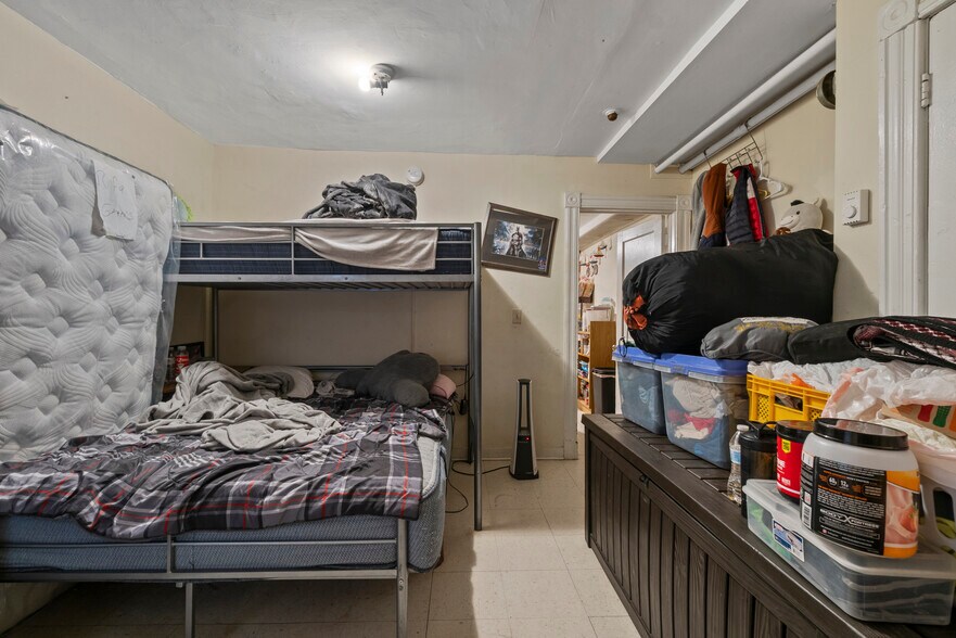 More Photos Of , Baltimore Multifamily For Sale