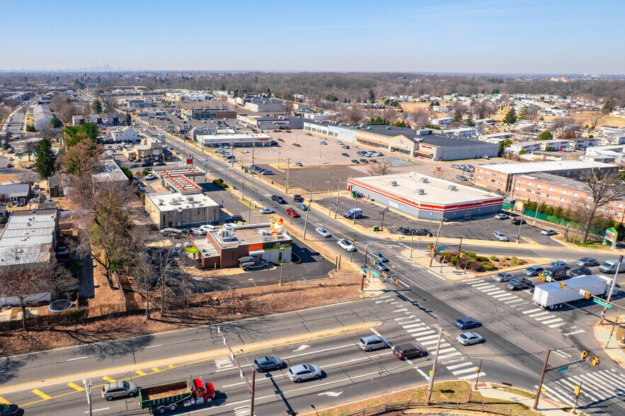 More Photos Of 9025 Frankford Ave, Philadelphia Restaurant For Sale
