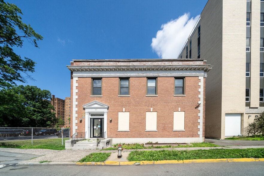 More Photos Of 37 Evergreen Pl, East Orange Specialty For Sale