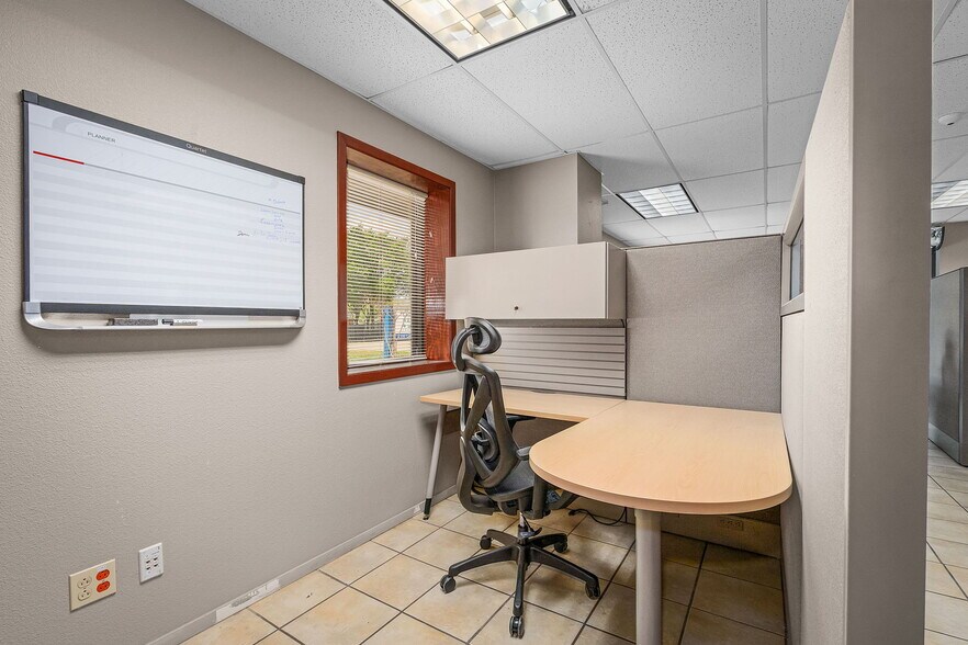 More Photos Of 1399 Sattler Rd, New Braunfels Office For Sale