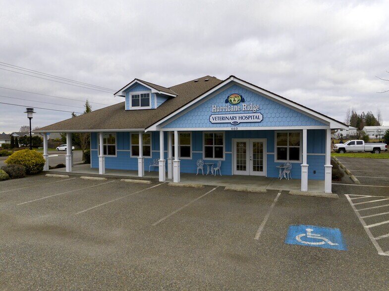 More Photos Of 660 N 7th Ave, Sequim Veterinarian Kennel For Sale