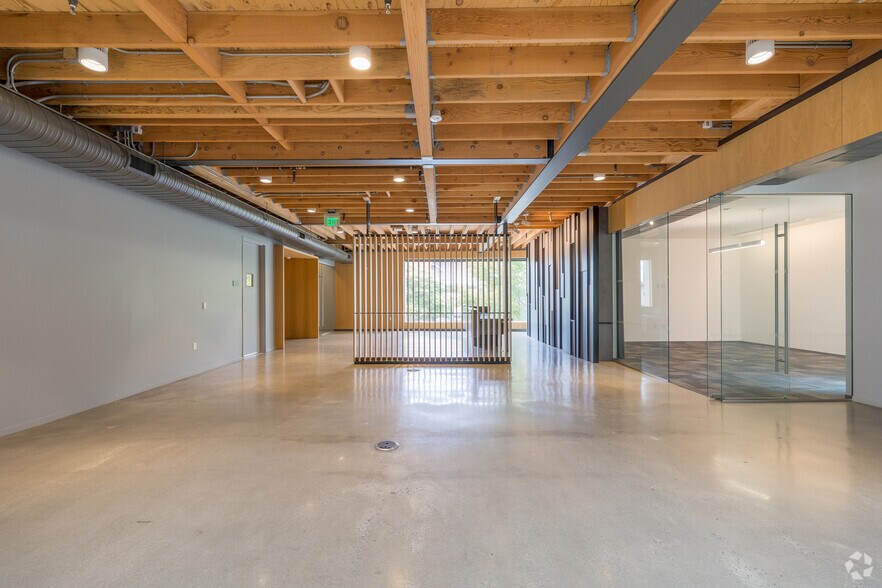 More Photos Of 3760 Motor Ave, Los Angeles Loft Creative Space For Lease
