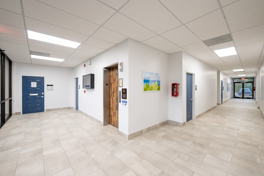 More Photos Of 2112 S Congress Ave, West Palm Beach Medical For Lease