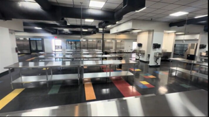 More Photos Of 6727 N 47th Ave, Glendale Restaurant For Sale