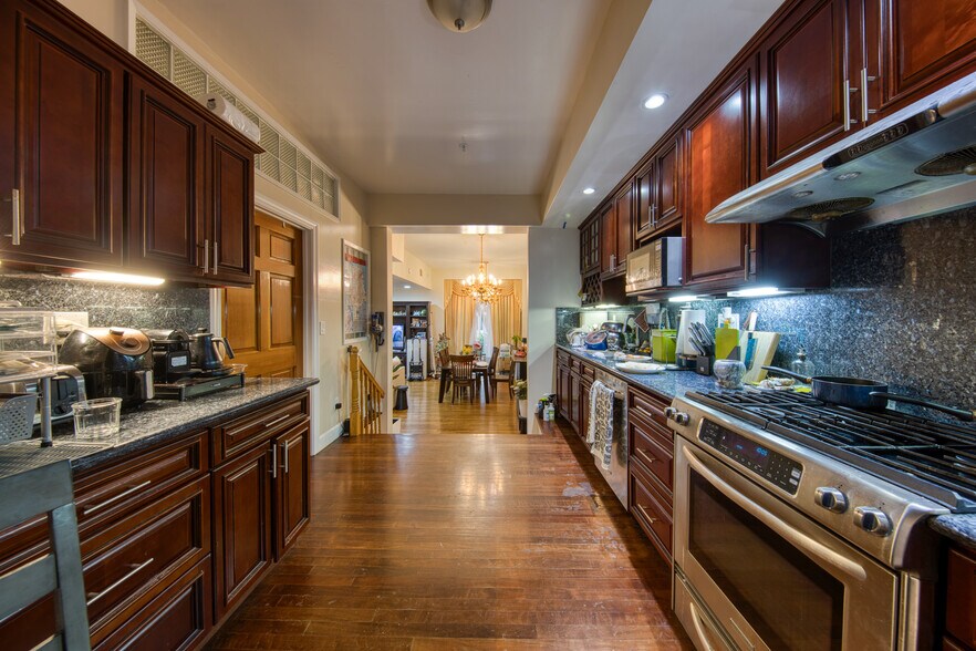 More Photos Of 755 Bush St, San Francisco Apartments For Sale