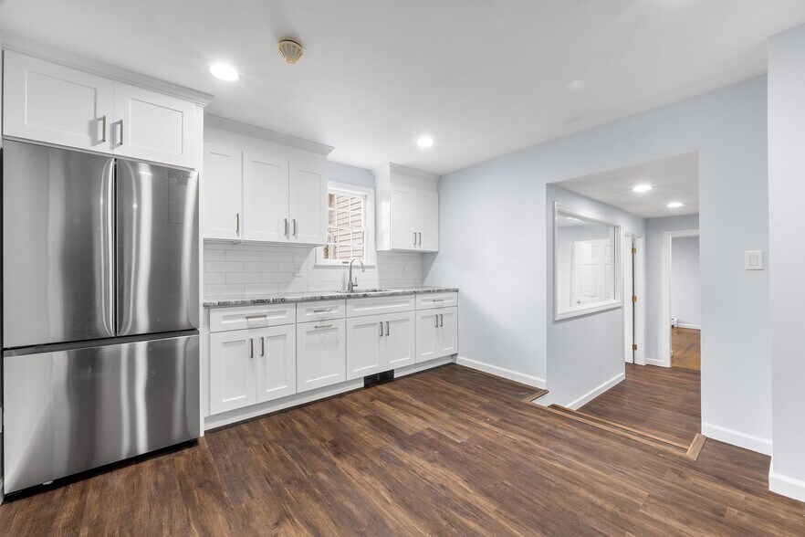 More Photos Of 143 Boston Post Rd, Waterford Office Residential For Sale