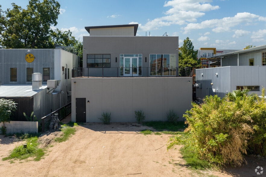 More Photos Of 415 E Cevallos St, San Antonio Restaurant For Lease