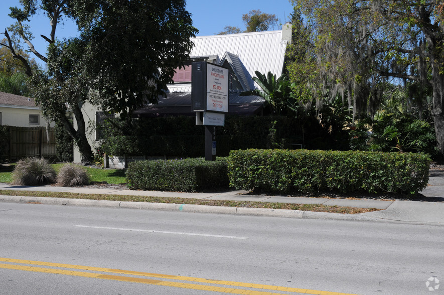 Primary Photo Of 205 S Macdill Ave, Tampa Medical For Sale