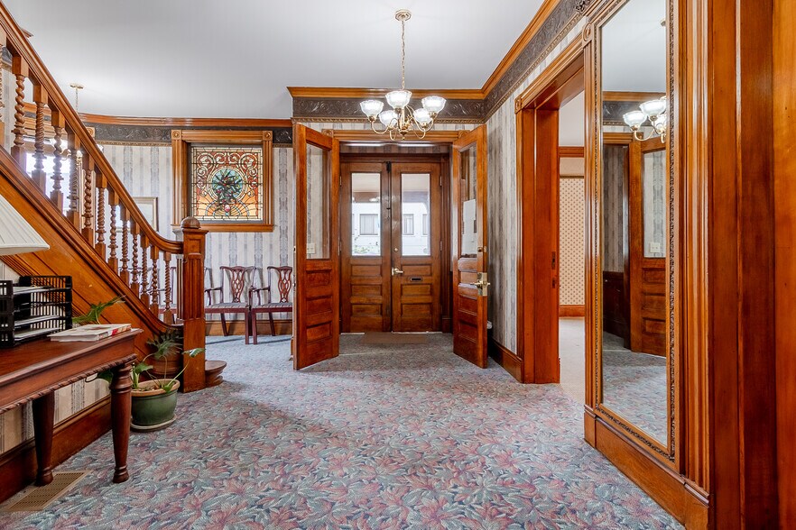 More Photos Of 25 Harvard St, Worcester Office For Lease