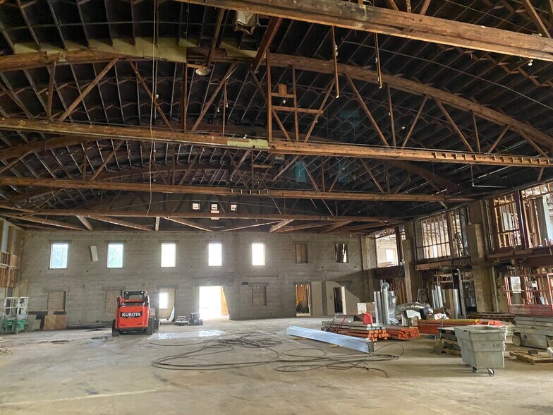 More Photos Of 5505 123rd St W, Savage Manufacturing For Lease