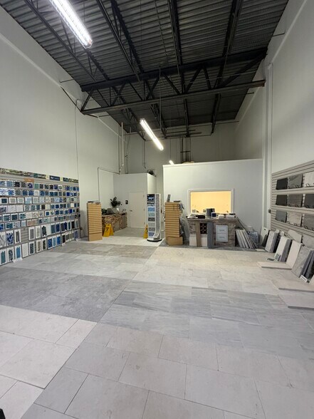 More Photos Of 1901-1939 Banks Rd, Margate Warehouse For Sale