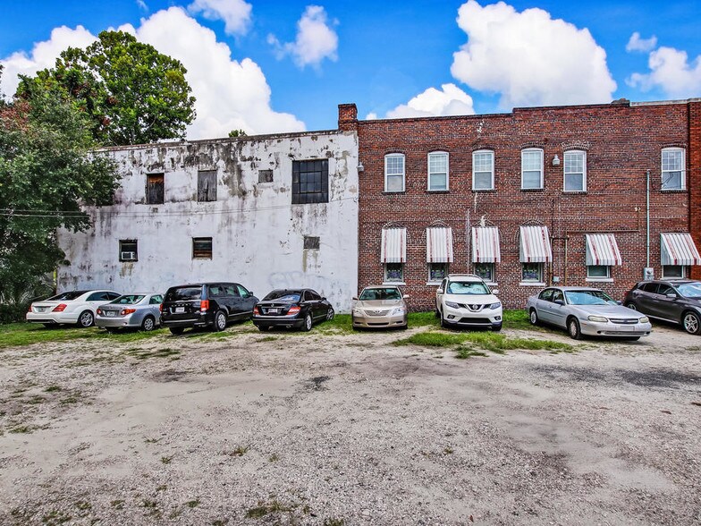 More Photos Of 525 Beaver St, Jacksonville Cemetery Mausoleum For Lease