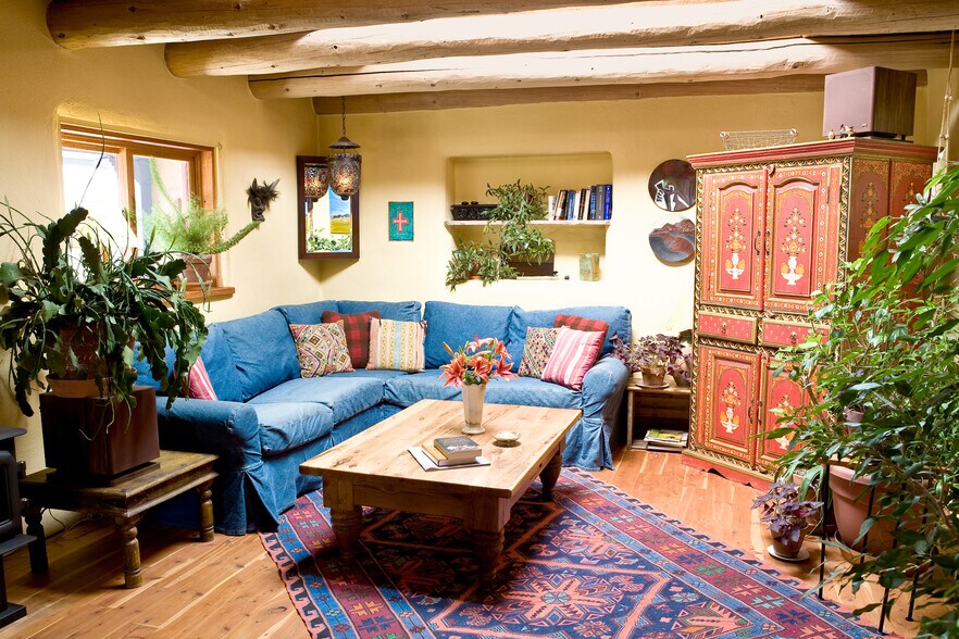 More Photos Of 613 Callejon Rd, Taos Hospitality For Sale
