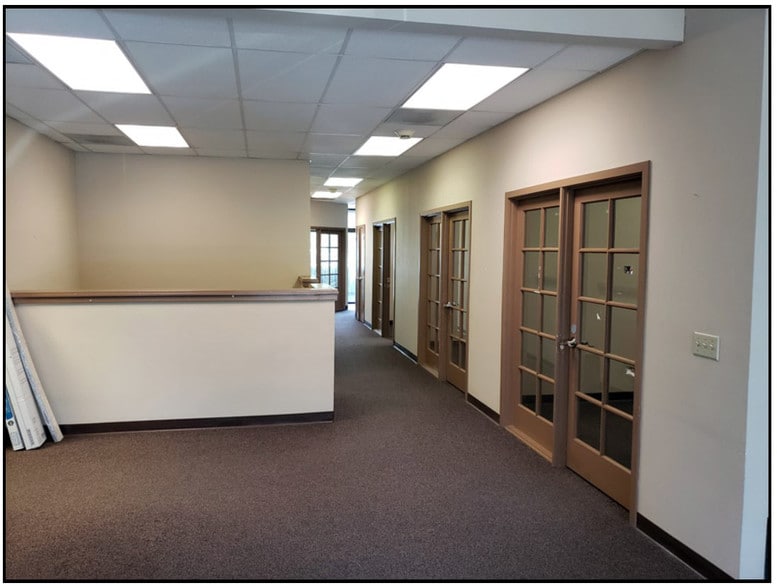 More Photos Of 2995 R St, Merced Freestanding For Lease