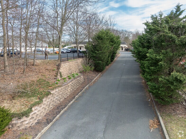 More Photos Of 1134 Jericho Tpke, Commack Daycare Center For Lease