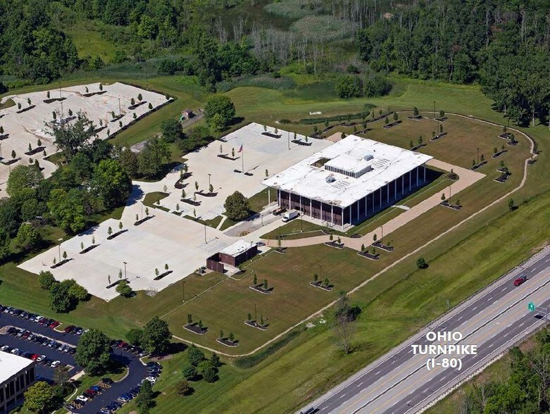 More Photos Of 50 Executive Pky, Hudson Office For Lease