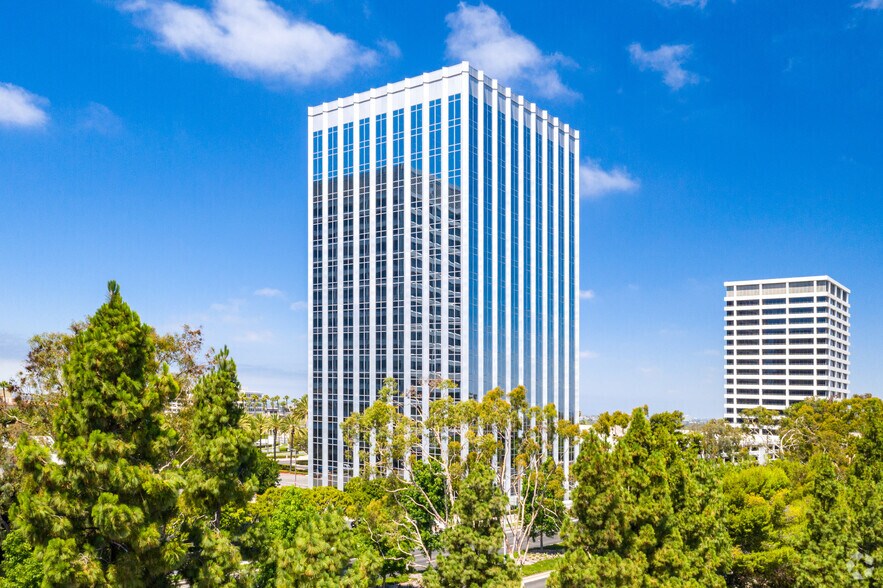 More Photos Of 620 Newport Center Dr, Newport Beach Office For Lease