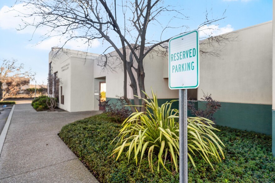 More Photos Of 5309 Carrington Cir, Stockton Healthcare For Sale