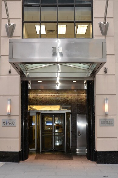 More Photos Of 11 E 44th St, New York Office For Lease