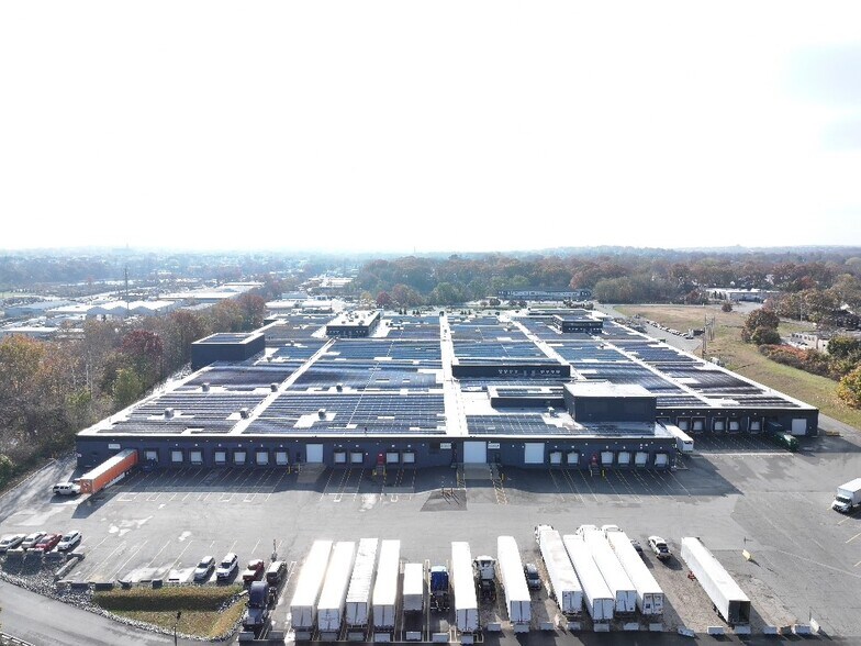 More Photos Of 100 Higginson Ave, Lincoln Distribution For Lease