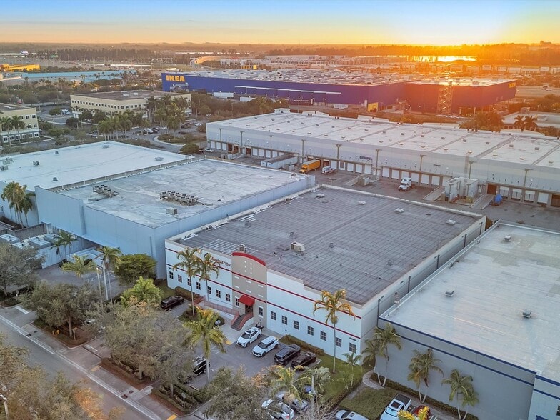More Photos Of 2244 NW 114th Ave, Miami Warehouse For Sale