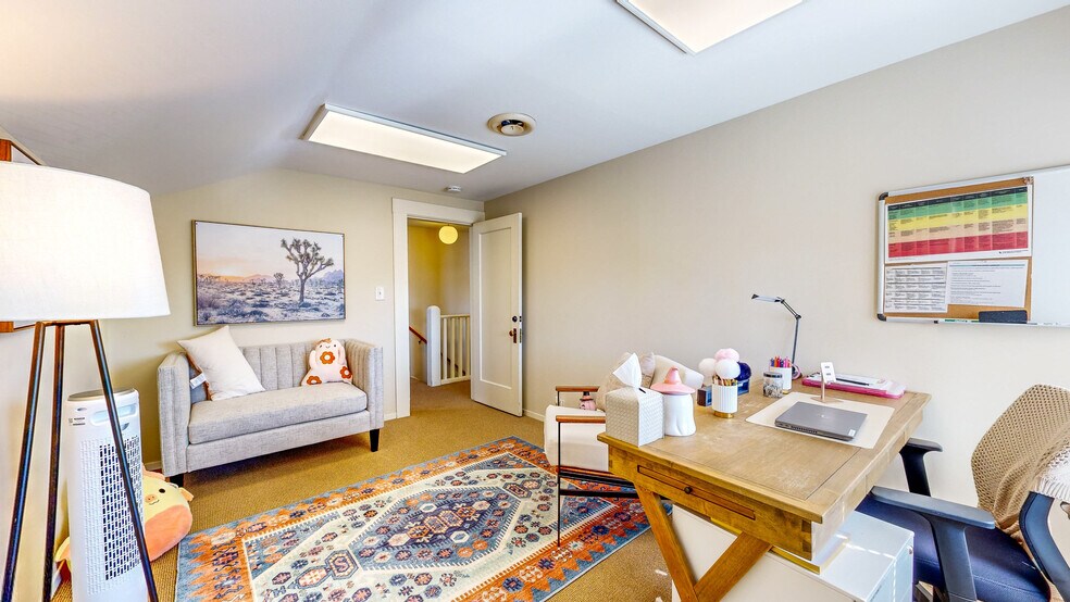 More Photos Of 320 Washington St, Petaluma Office For Sale