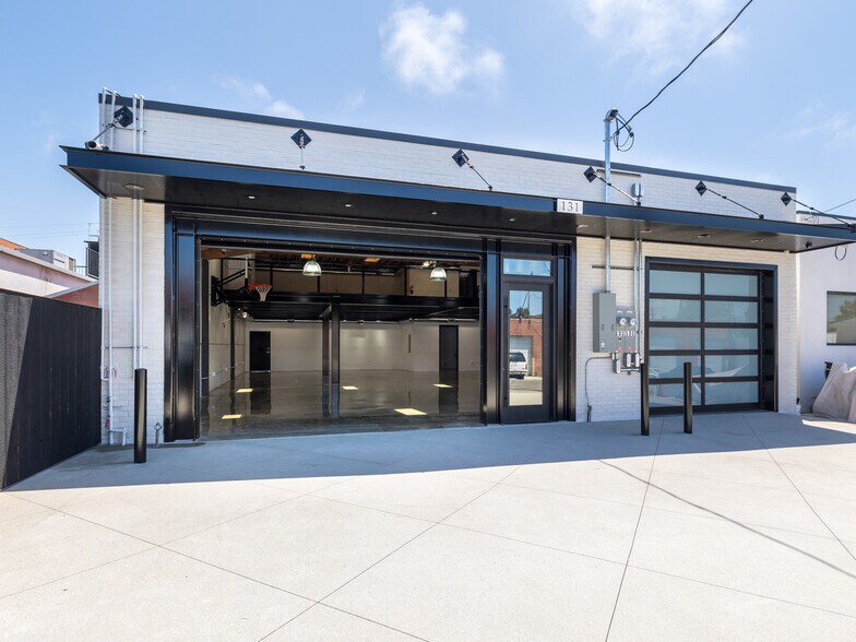 More Photos Of 131 Eucalyptus Dr, El Segundo Office For Lease