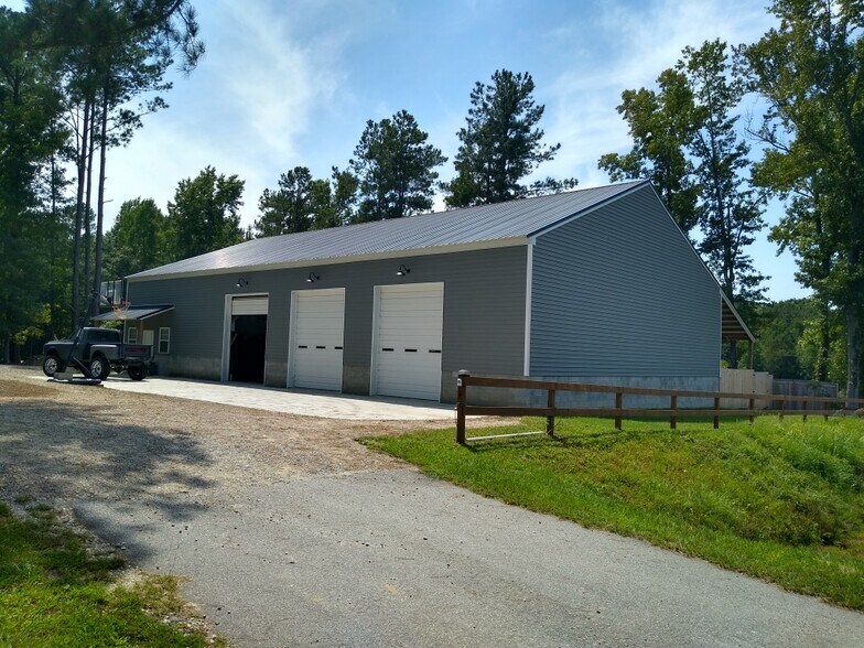 More Photos Of 5229 Augusta Hwy, Leesville Flex For Sale
