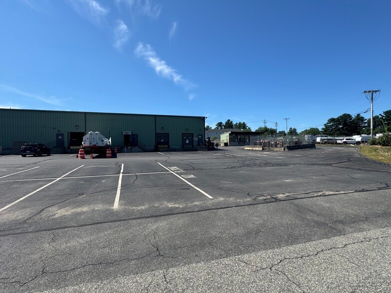 Primary Photo Of 155 Millenium Cir, Lakeville Warehouse For Lease