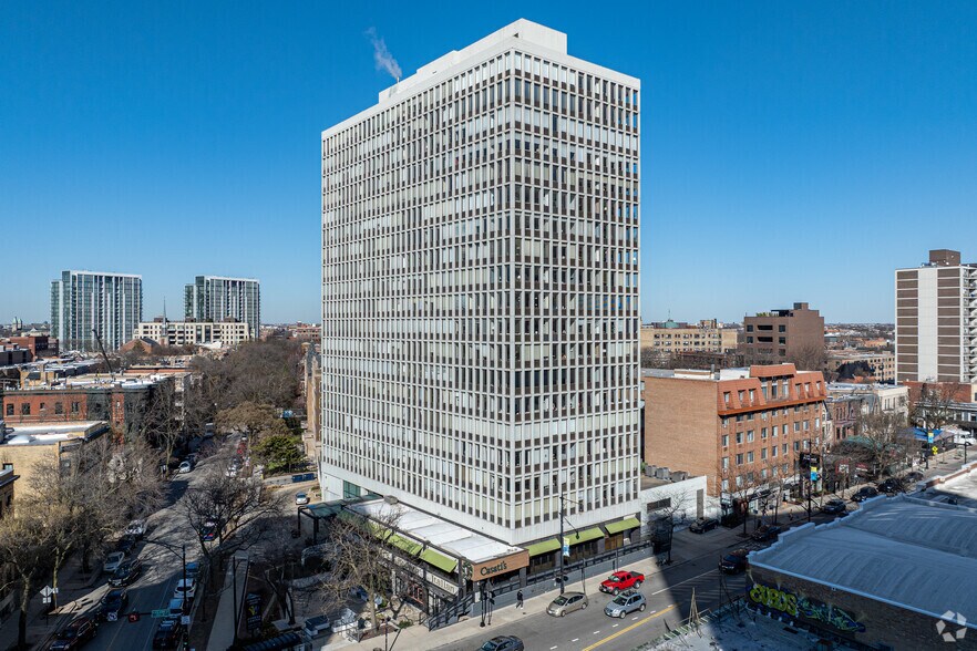 Primary Photo Of 444 W Fullerton Pky, Chicago Apartments For Sale