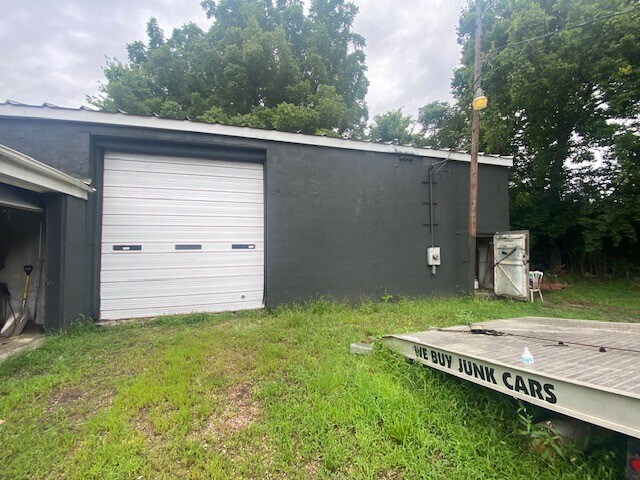 More Photos Of 78 W Jenkins Ave, Columbus Manufacturing For Sale