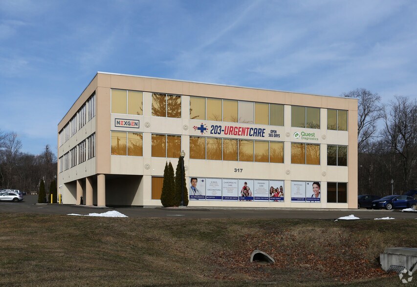 Primary Photo Of 317 Foxon Rd, East Haven Medical For Lease