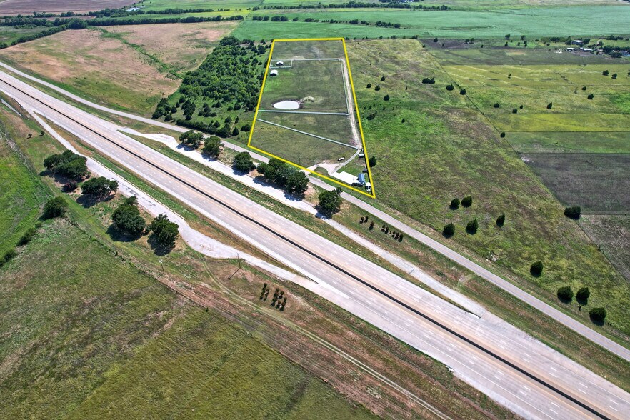More Photos Of 6882 N Interstate Highway 35 E, Waxahachie Land For Sale