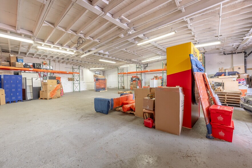 More Photos Of 3412 Borden Ave, Long Island City Warehouse For Sale