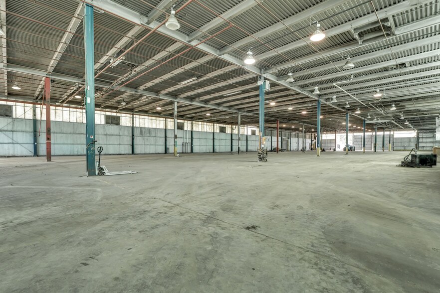 More Photos Of 13343 Interstate 20 E, Tyler Warehouse For Lease