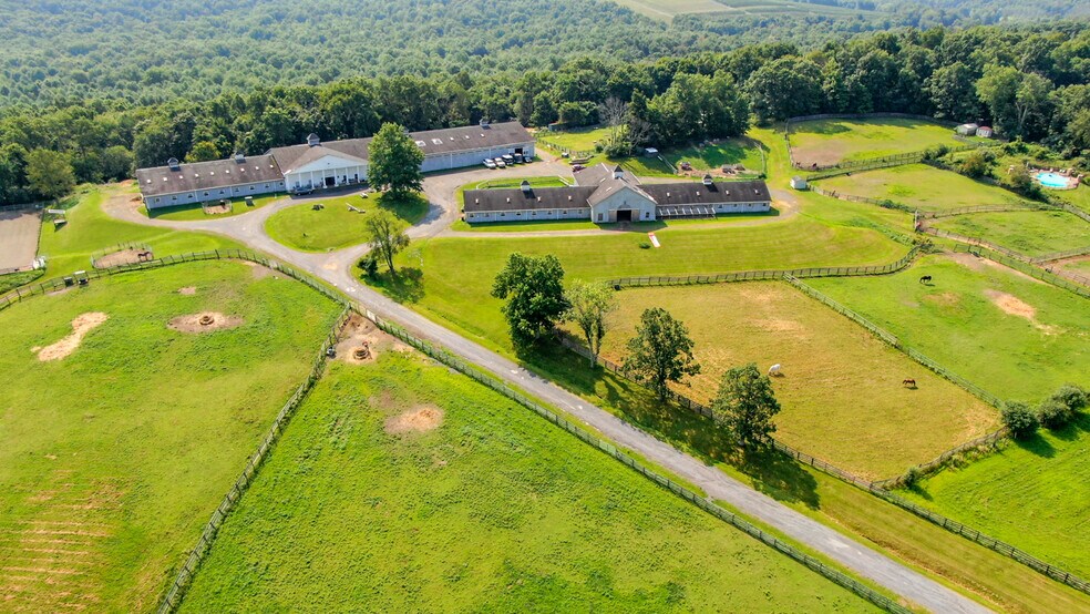 More Photos Of 173 Sarah Wells Trl, Campbell Hall Self Storage For Sale