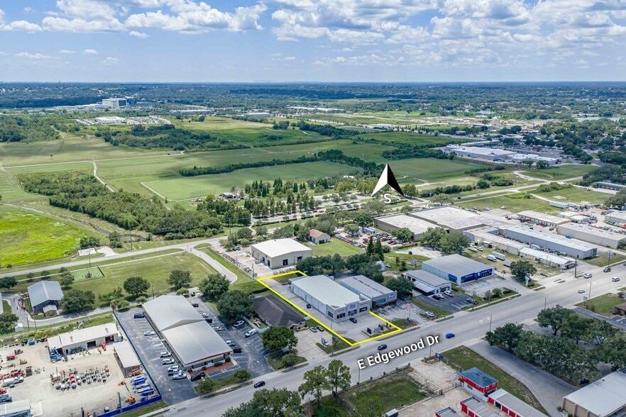 More Photos Of 2205 E Edgewood Dr, Lakeland Freestanding For Lease