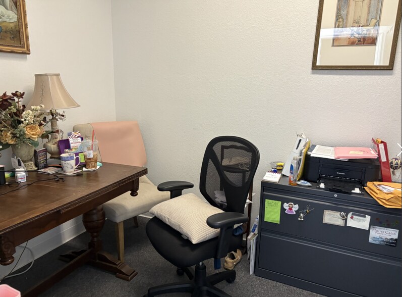 More Photos Of 15151 S US Highway 441, Summerfield Medical For Lease