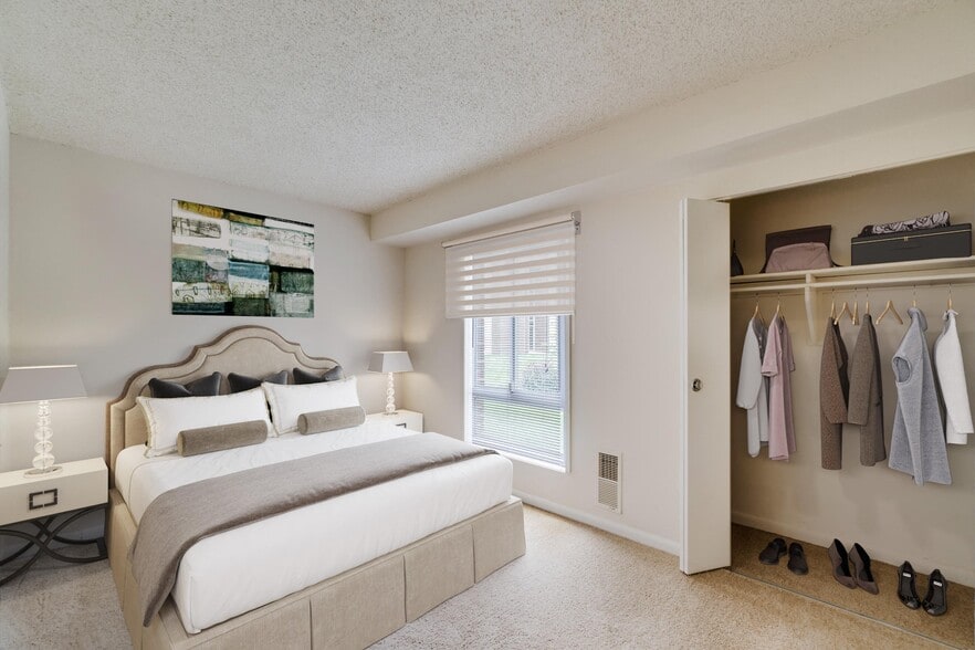 More Photos Of 8340 Indian Head Hwy, Fort Washington Apartments For Sale