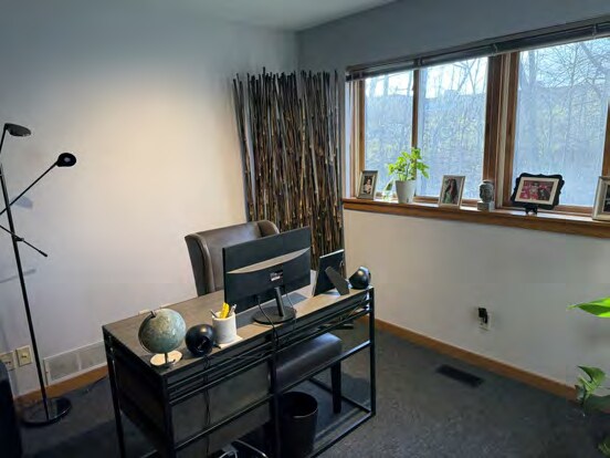More Photos Of 760 Morrison Rd, Gahanna Office For Sale