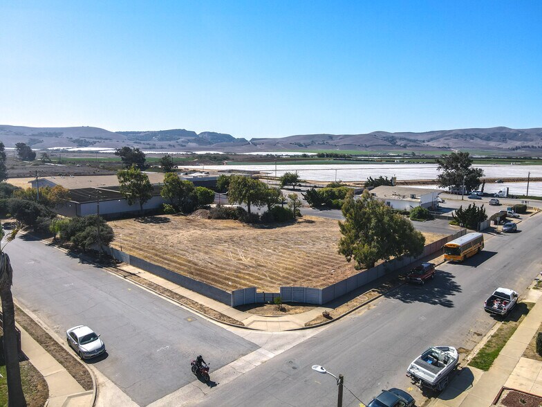 More Photos Of 3510 Black Rd, Santa Maria Warehouse For Sale