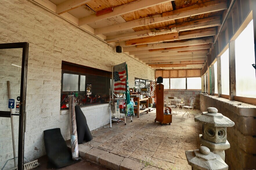 More Photos Of 8265 Euclid Chardon Rd, Kirtland Garden Center For Sale