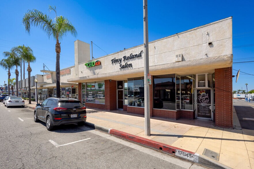 More Photos Of 17041-17047 Bellflower Blvd, Bellflower Storefront Retail Residential For Sale