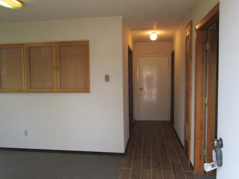 More Photos Of 17831 Co 1 Rd, Florissant Manufacturing For Sale