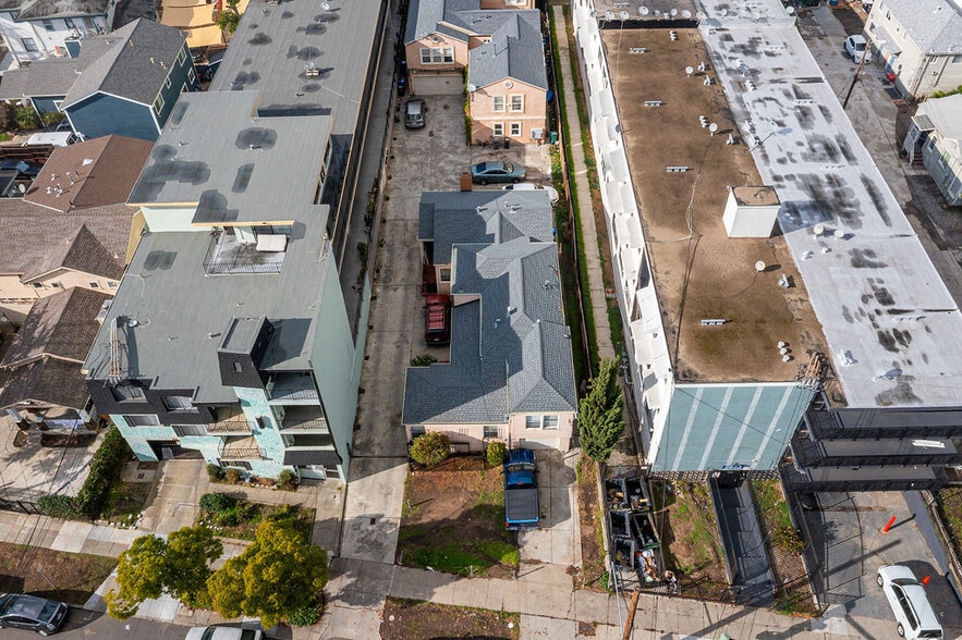 More Photos Of 2823-2827 High St, Oakland Apartments For Sale