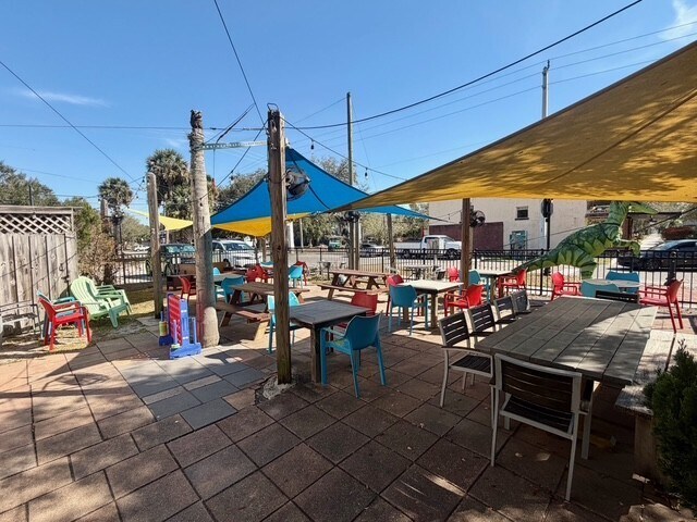 More Photos Of 417 S Sanford Ave, Sanford Storefront For Sale