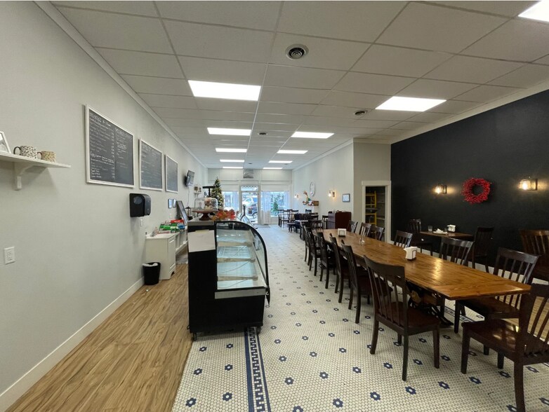 More Photos Of 23 N Bridge St, Saint Anthony Storefront Retail Residential For Sale