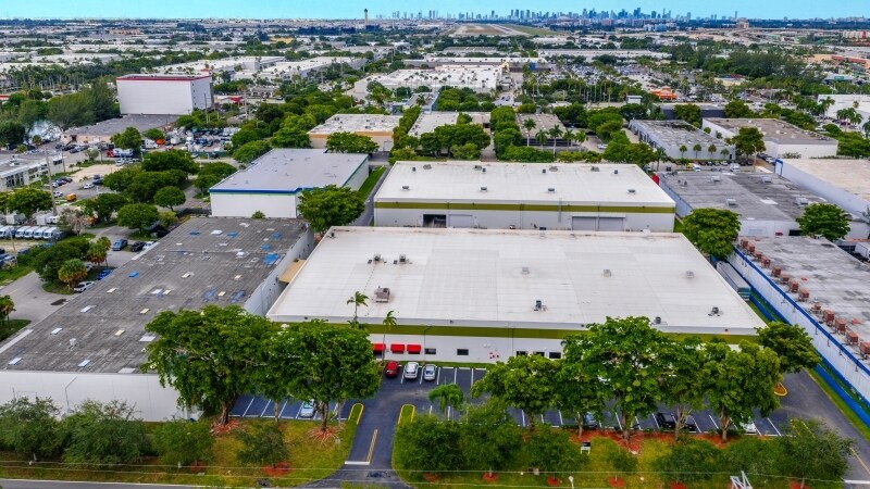 More Photos Of 1400 NW 88th Ave, Doral Unknown For Lease
