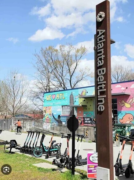 More Photos Of 380 SW Amal Dr, Atlanta Freestanding For Sale